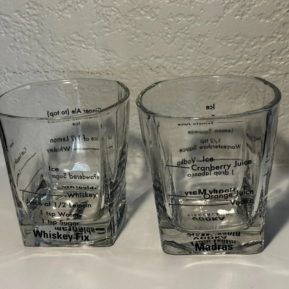 Kikkerland Bartending Rocks‎ Glasses Set of 2 & 8 Recipes